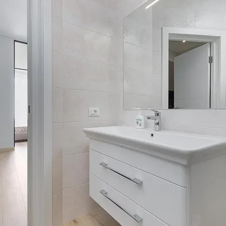 Sea Symphony 3-bedrooms