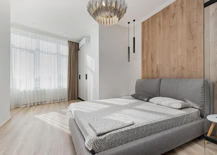 Sea Symphony 3-bedrooms * Oděsa