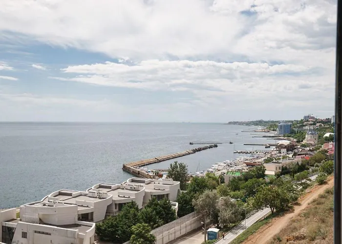 Daire Sea Symphony 3-bedrooms Odessa